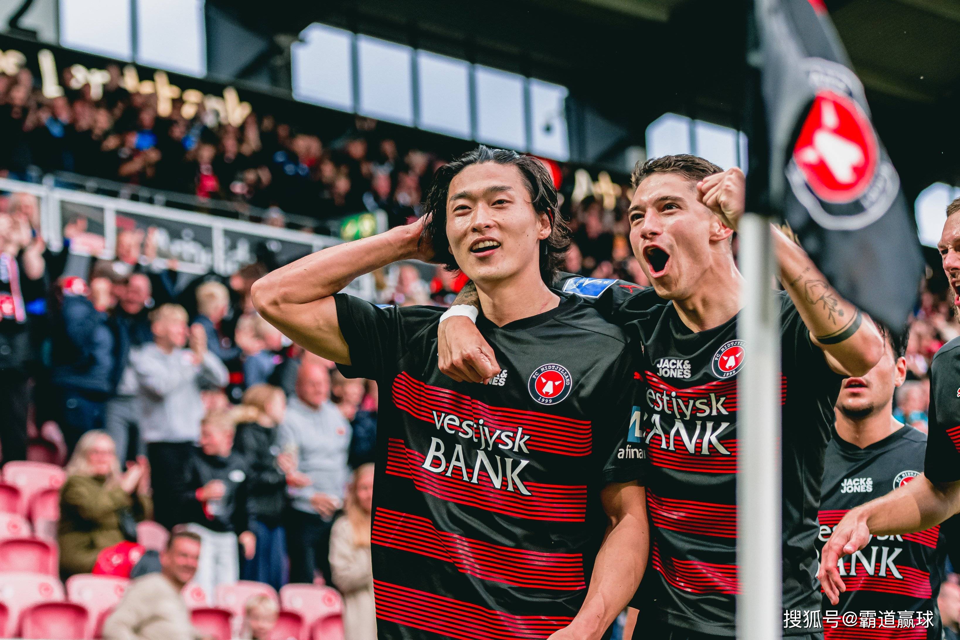 包含欧超杯倒计时,拉齐奥赛前战术微调,细节引发关注,底气十足,临场指挥获称赞的词条-爱游戏娱乐