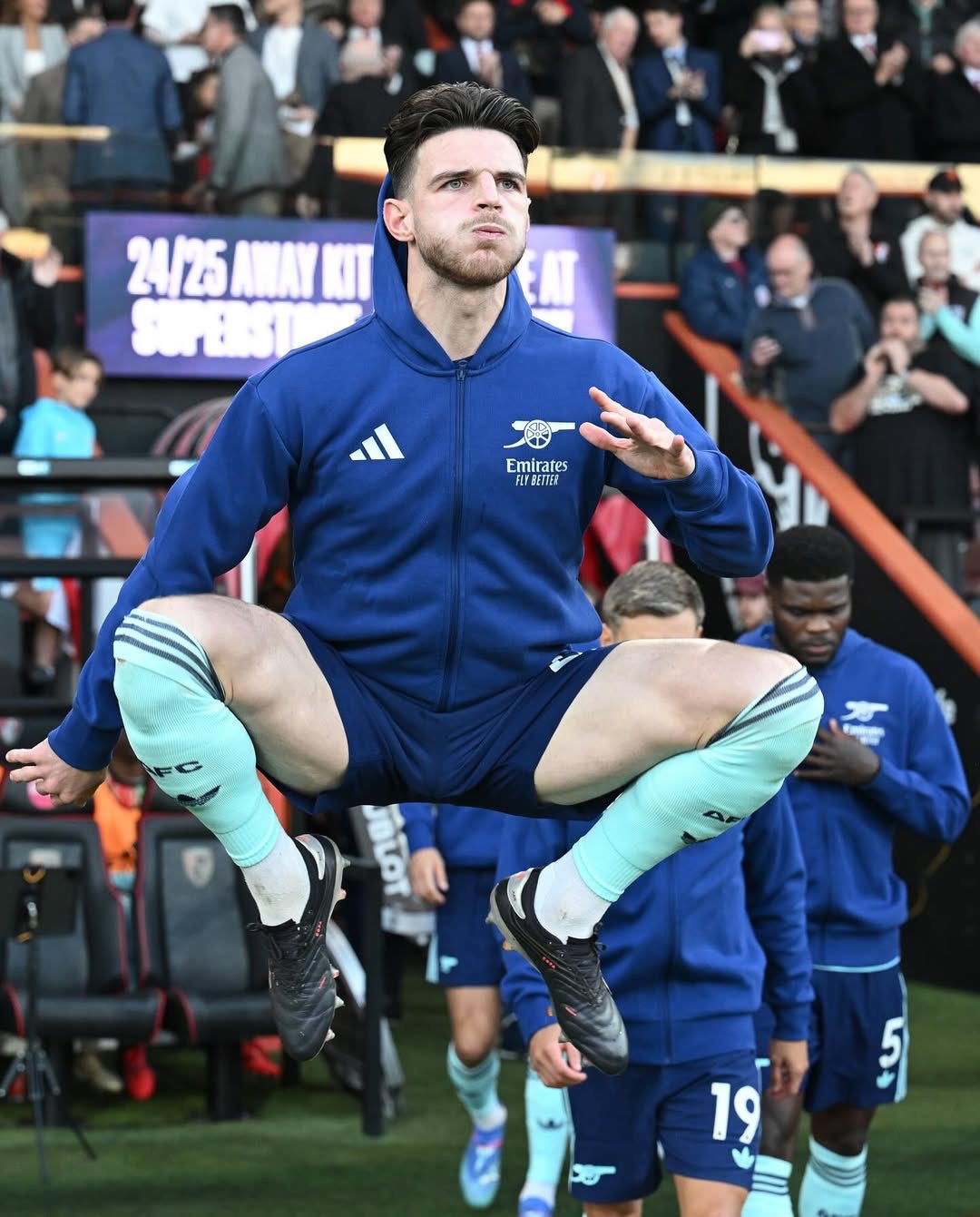 阿森纳发布备战花絮,今晚临场应变,英超任务艰巨,资深球员宣示担当(阿森纳英超排名)-爱游戏官网