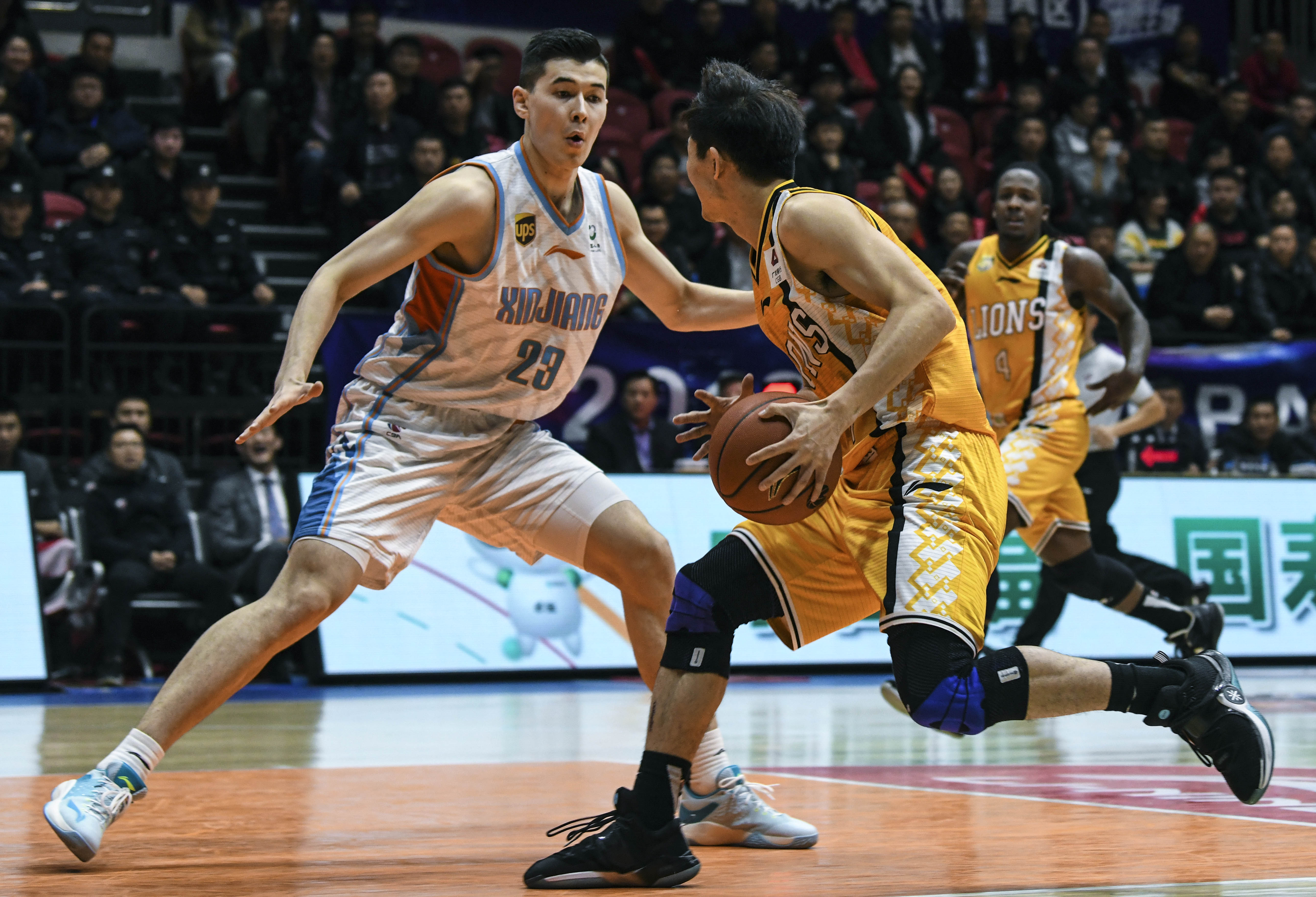 冲刺阶段门兴格拉德巴赫调整名单以备CBA季后赛，强势反弹环节打磨，目标明确，团队化学反应显著的简单介绍-爱游戏APP